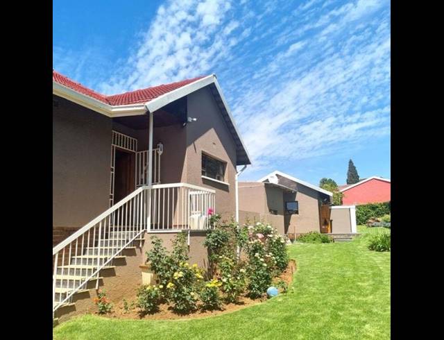 4 BEDROOM HOUSE FOR SALE IN ALAN MANOR